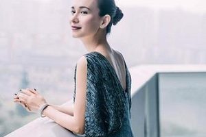 卢靖姗苗苗马思纯亮相戛纳红毯,李宇春秀蛮腰范冰冰很少女