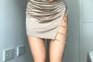 最新某推人气活出天际高学历知性高品质网红美女【极品网红】（你的生物老师闵儿）最新作品合集【3V-2.35G】