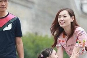 马蓉在虎牙直播,首次公开谈和王宝强离婚。