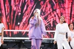 小苹果欲登全美音乐节,凤凰传奇歌曲有交响版,还有交响乐队!