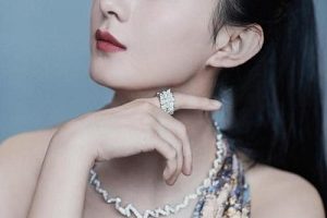 时尚毒药:赵丽颖的鞋(赵丽颖穿过的鞋)。