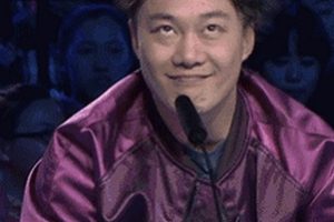 陈奕迅女儿被爆恋情,两人手拉手亲密无间逛大街!