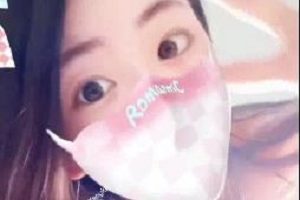 推高颜值嫩妹mmei_ei的精选L舞视频，让人惊叹不已的精彩舞姿