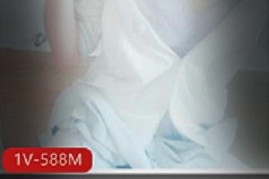 烹饪社成员工口糯米姬：清纯JK白丝美少女腰长发皮肤美丽，音乐律动解衣宽带，烹饪技艺与嗓音给你带来美味与快乐