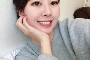 高颜值新闻系IG网红征服30V-2G