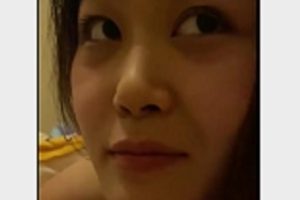 岳欣《那地方》吃瓜视频完整版，高清无圣光，36V-2.1G，女主嘴艺展示