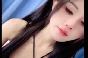 蕾娅自拍舞蹈视频，颜值身材完美推荐观看