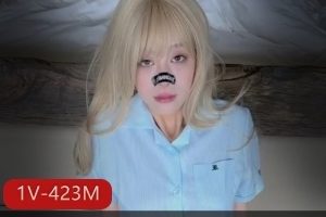超人气创可贴小姐姐最新合集1V423M，正视镜头超给力！