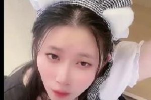 快手黑丝女仆猫宁最新合集1V614M，家里自拍