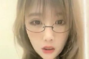 御姐眼镜娘大罩杯诱惑直播合集百度云350M，解压两次，私信咨询