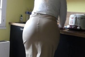 Onlyfansdivinenini蜜桃风暴96部35G后推车神作