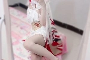 纸飞机福利姬乌萨奇八八定制cos劲爆26部1.3G太撩人