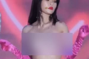 饭拍现场李露热舞去衣视频1部554M反差丝滑女神太顶了