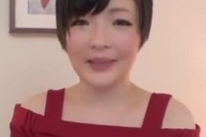 百度云短发萌妹互动表演1部222MB超嗲